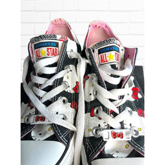 Converse Chuck Taylor All Star OX x Hello Kitty Black 2018 Women's 6 - Picture 3 of 14